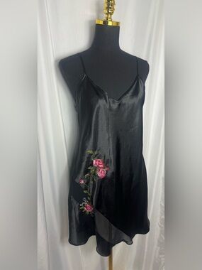 Vintage Sophia by Delicates elegant  Black Slip Dress Pink Rose Embroidery M
